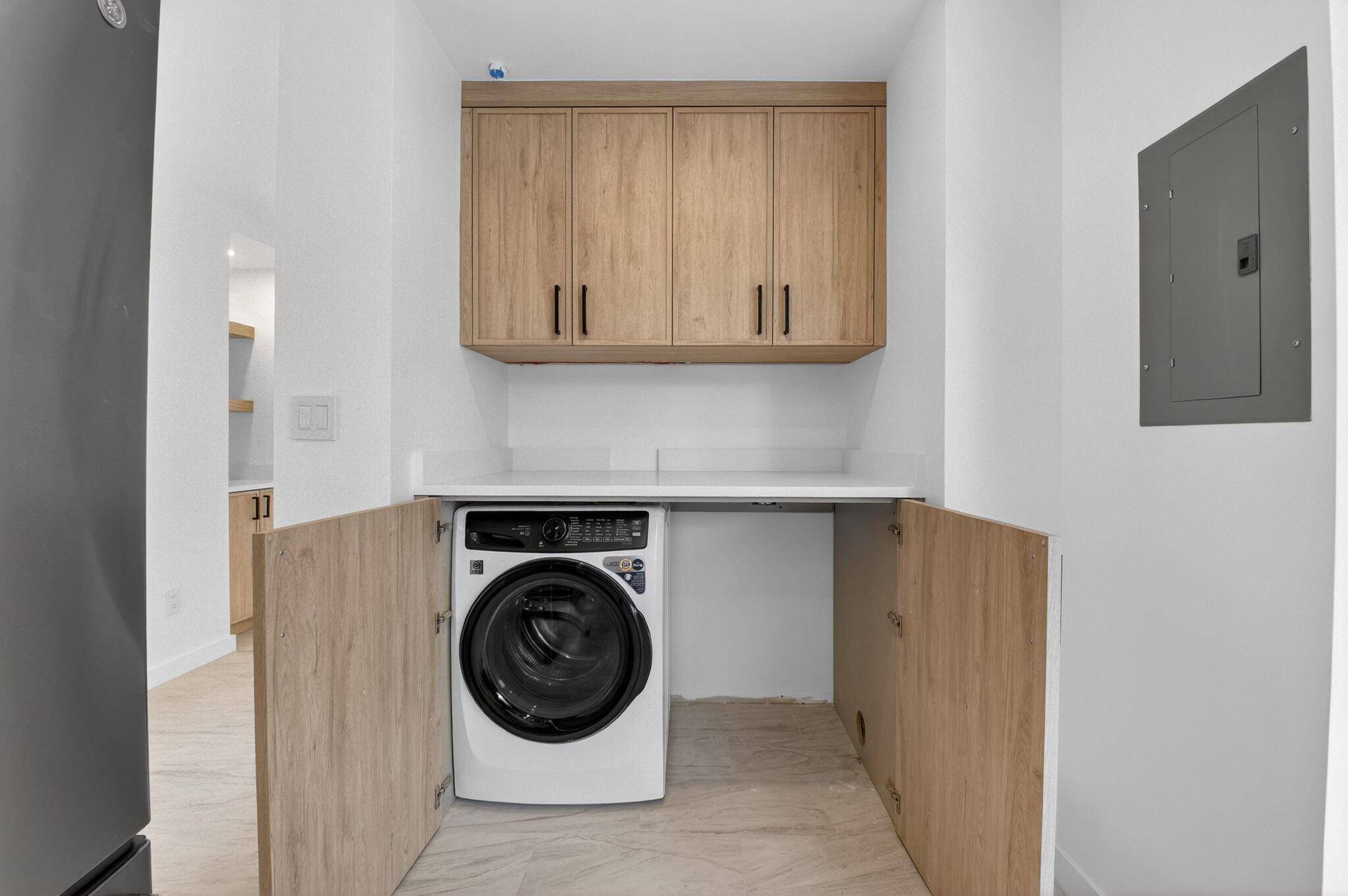 LAKEWOOD MIDRISE CONDO - Residential