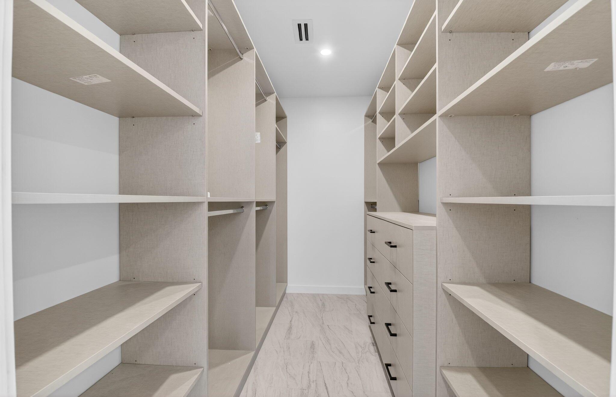 LAKEWOOD MIDRISE CONDO - Residential