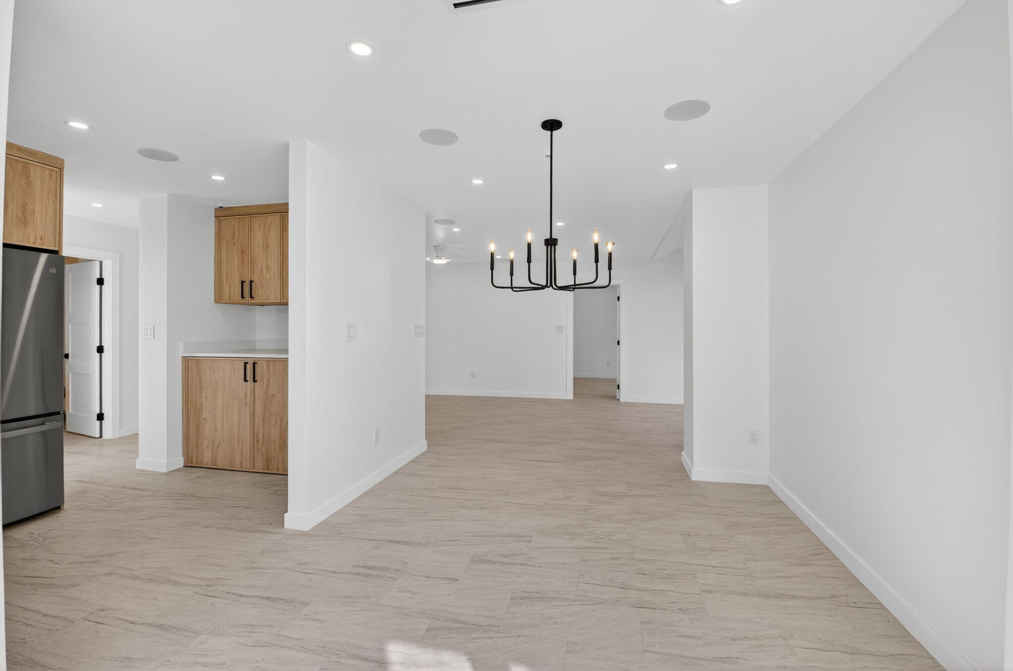 7819 Lakeside Boulevard 812