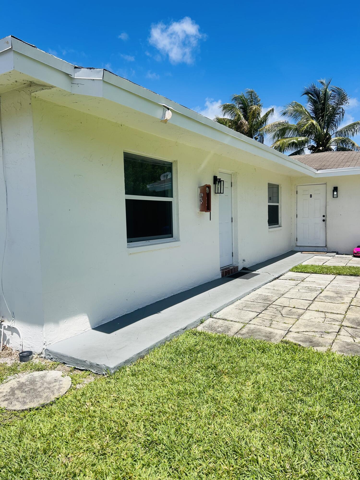 FT LAUDERDALE ESTATES - Residential Lease