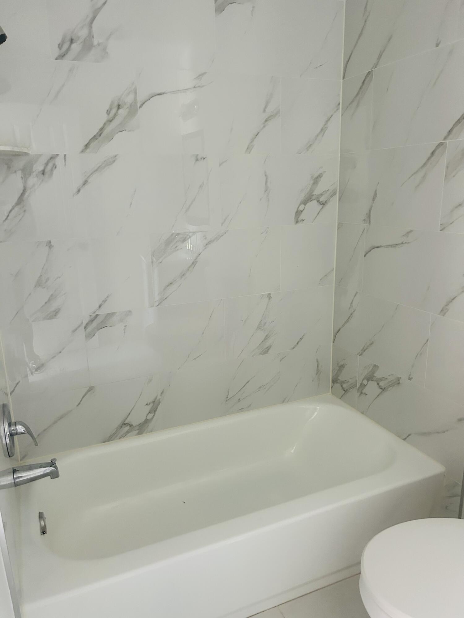 FT LAUDERDALE ESTATES - Residential Lease
