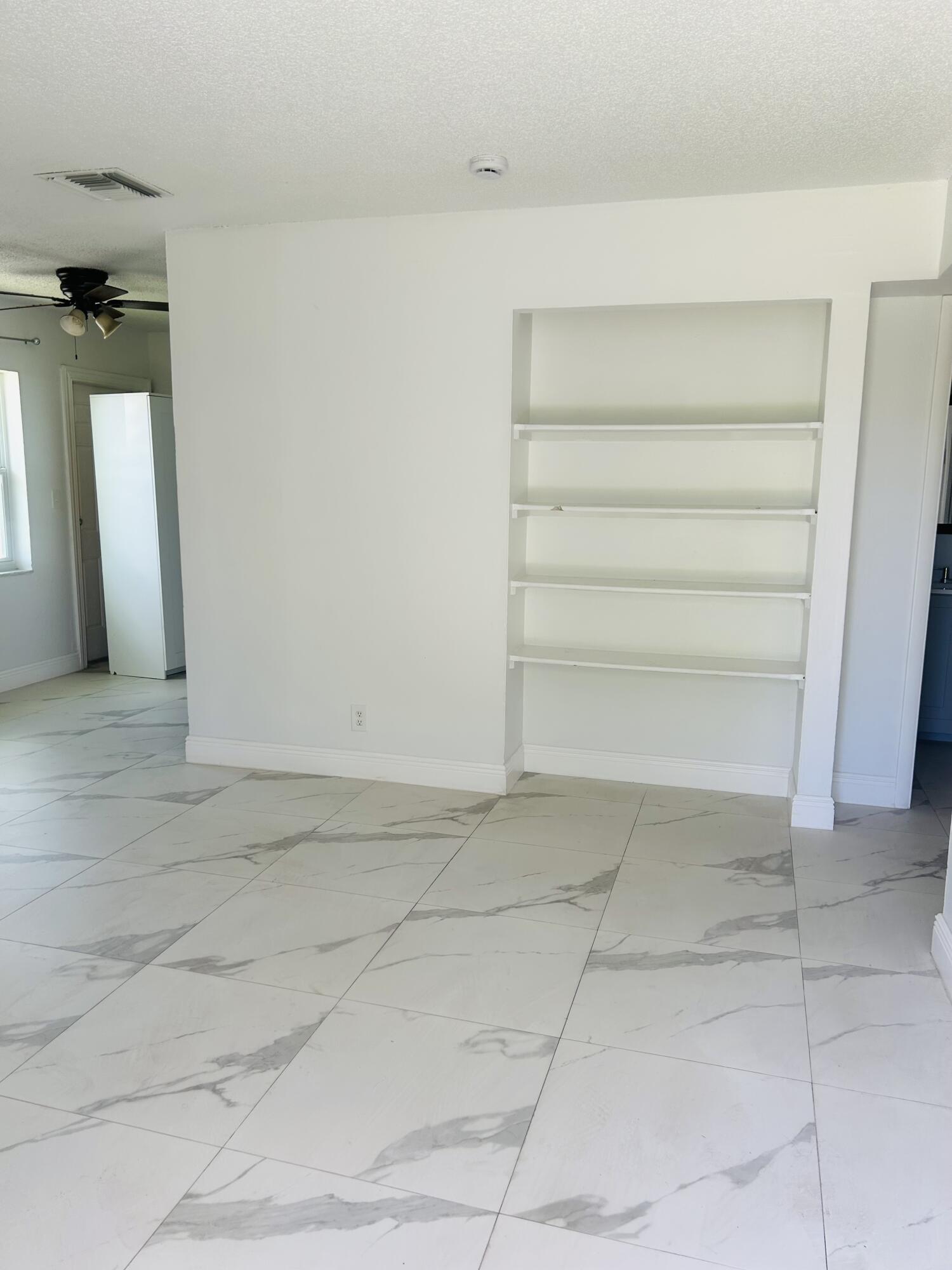 FT LAUDERDALE ESTATES - Residential Lease