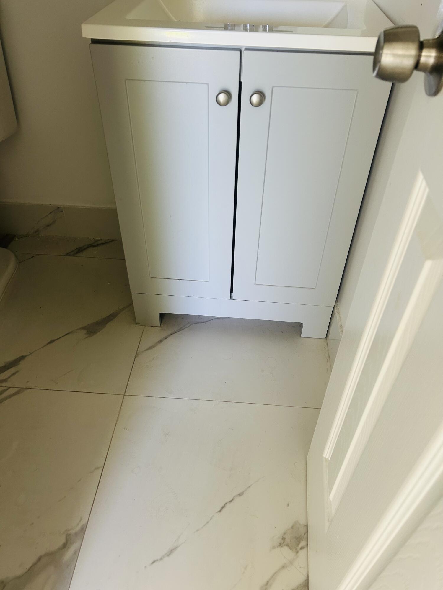 FT LAUDERDALE ESTATES - Residential Lease