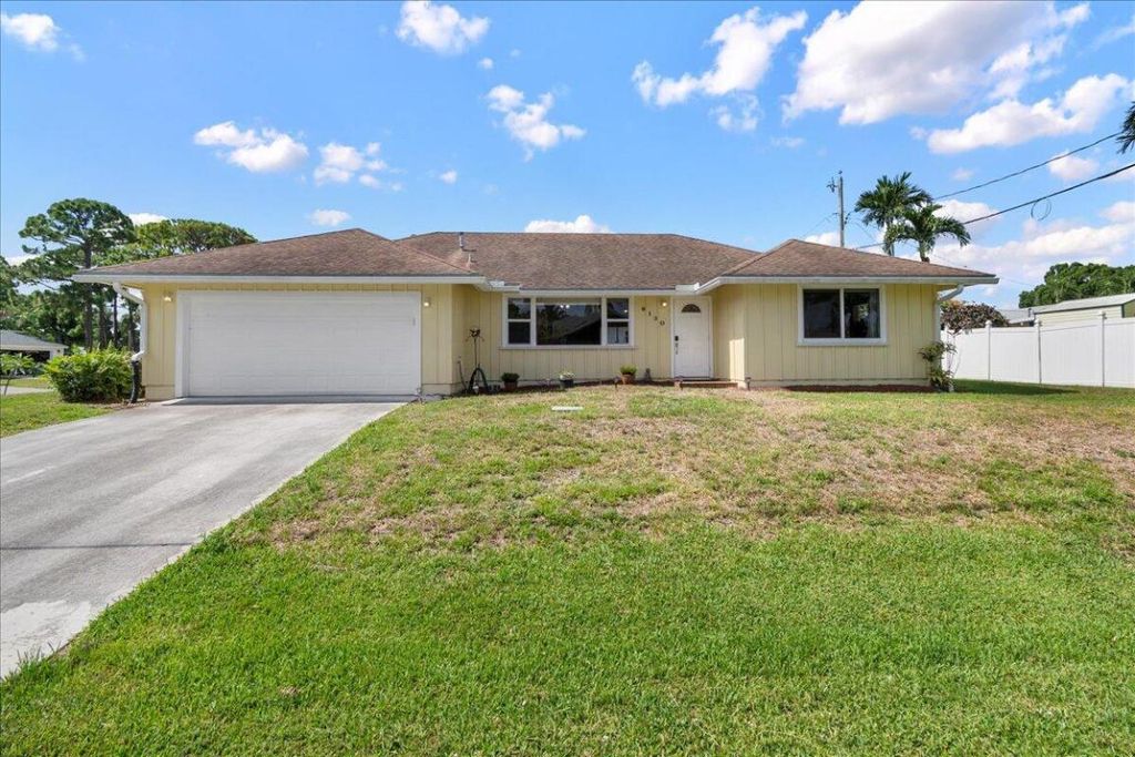 Photo of 6130 Francis Street, Jupiter, FL 33458 (MLS # R10920124)