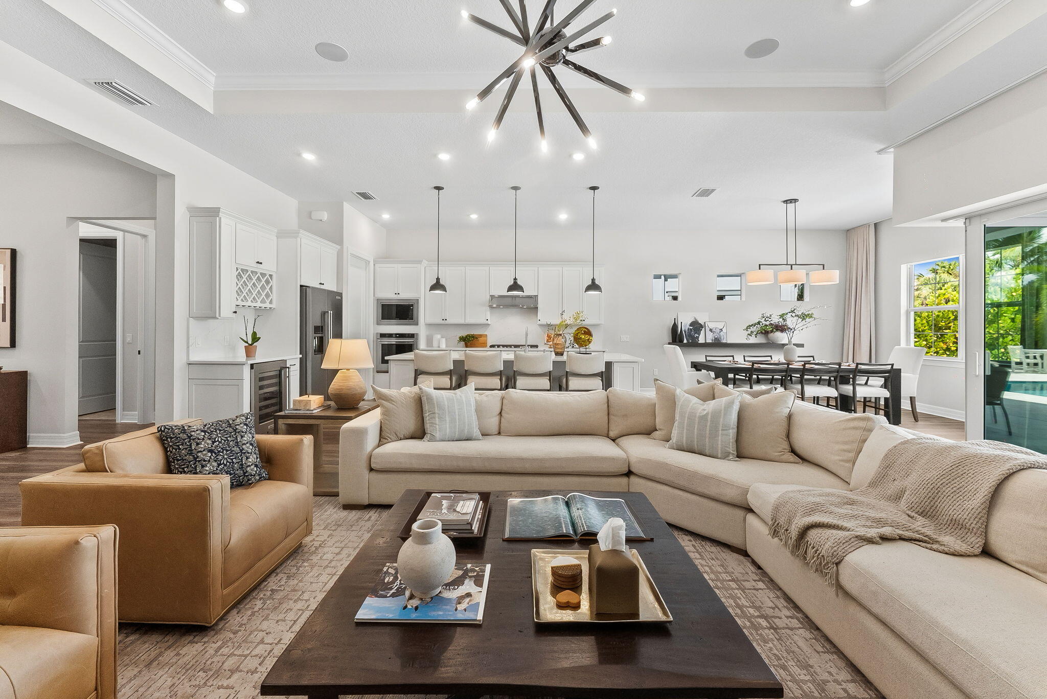 12705 Nevins Lane, Palm Beach Gardens, FL, 33412/$1,399,999 3 12705 Nevins Lane