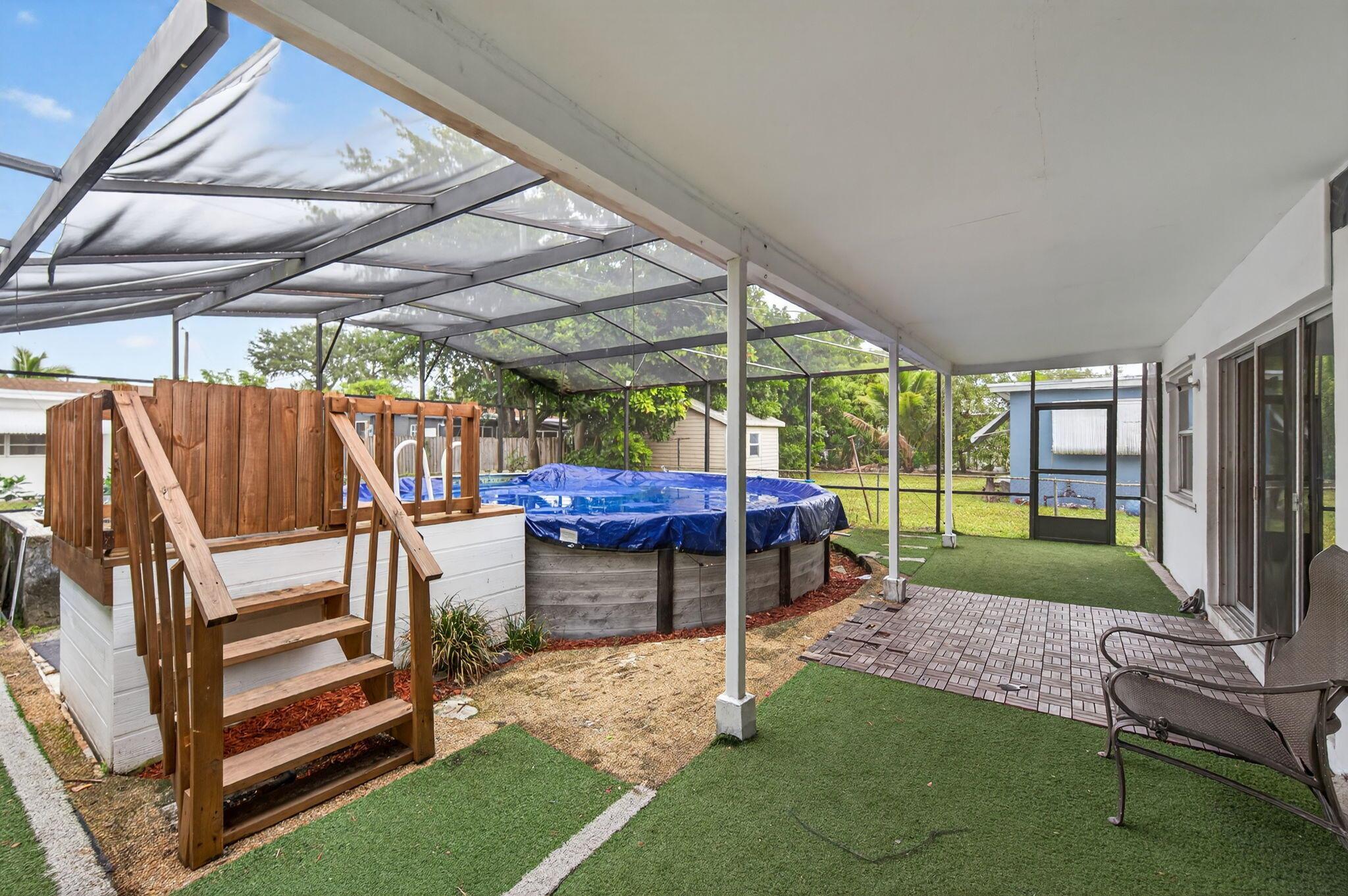 WELWYN MANOR - Residential Lease