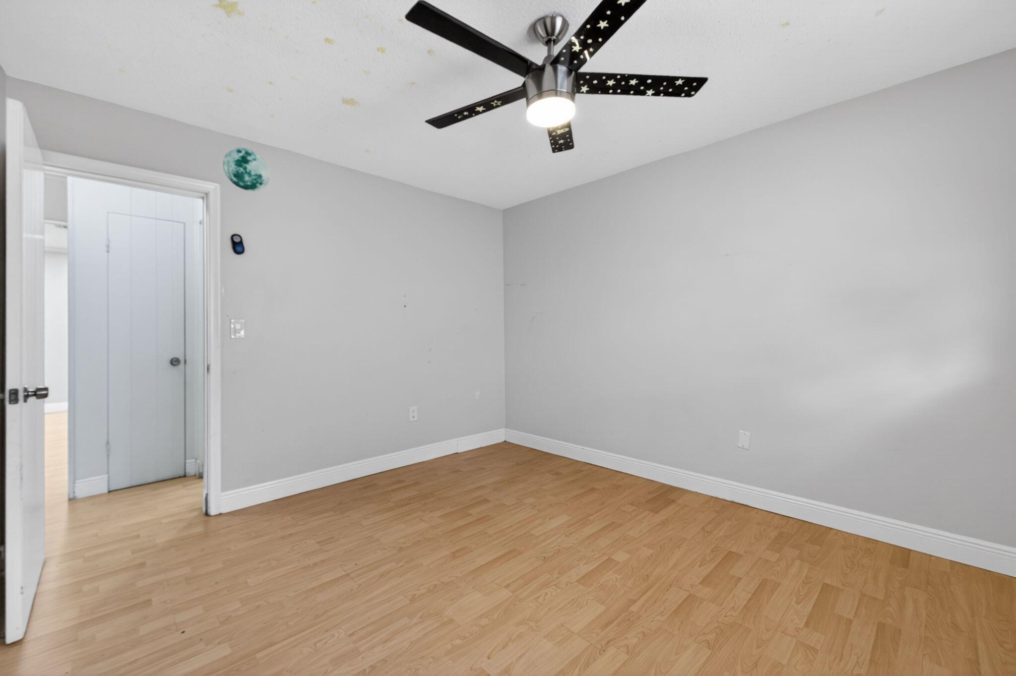 WELWYN MANOR - Residential Lease