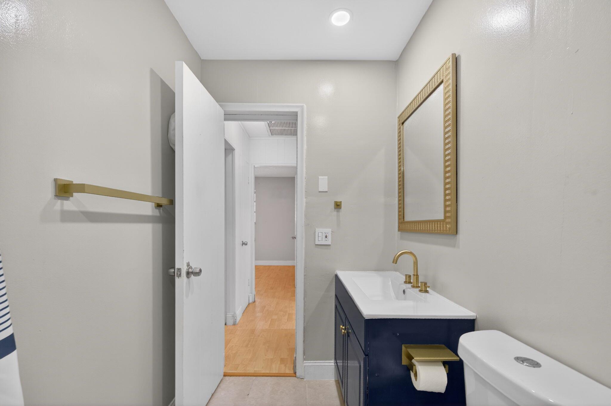 WELWYN MANOR - Residential Lease