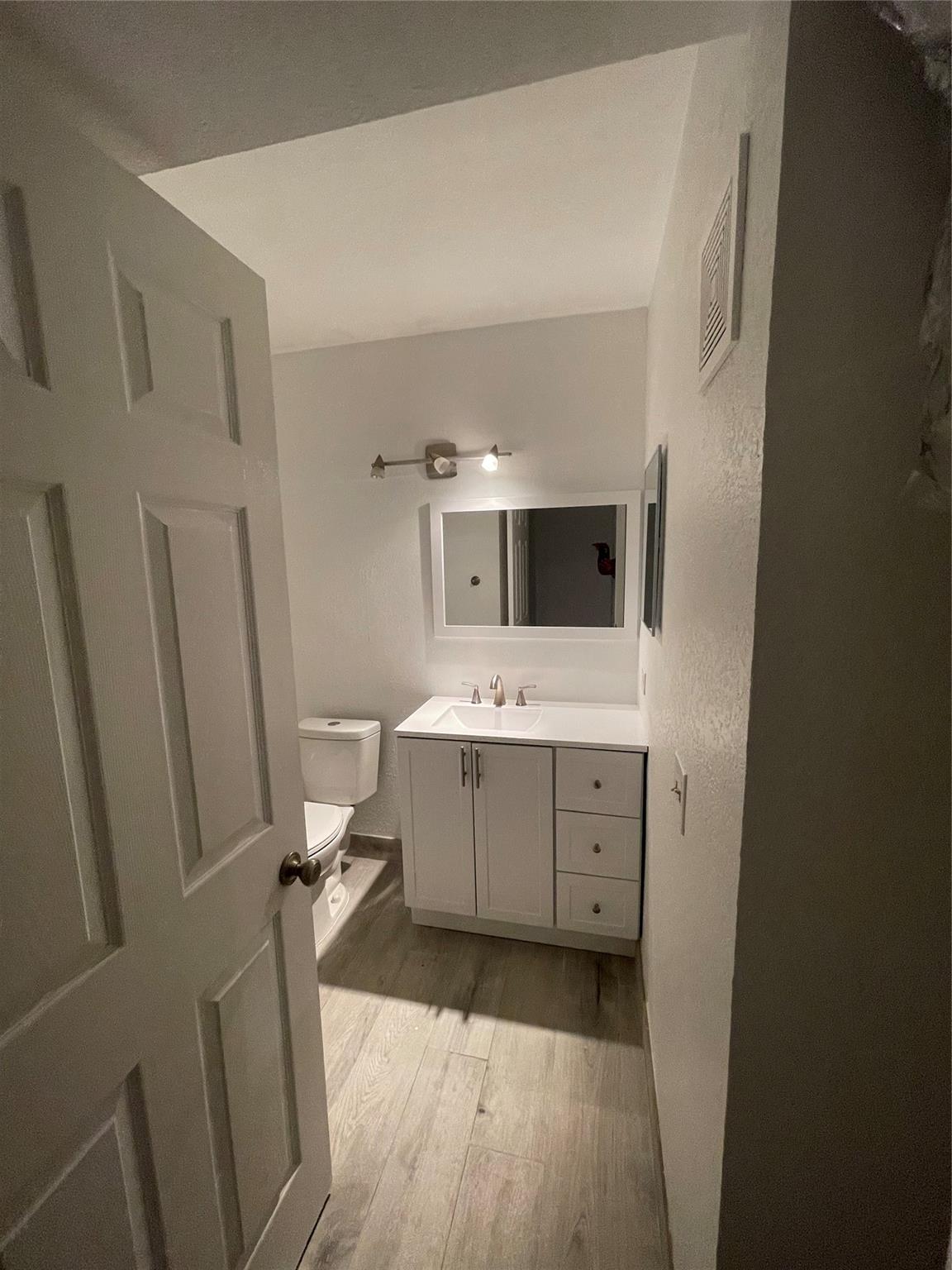 Doral Las Vistas Condominium - Residential Lease