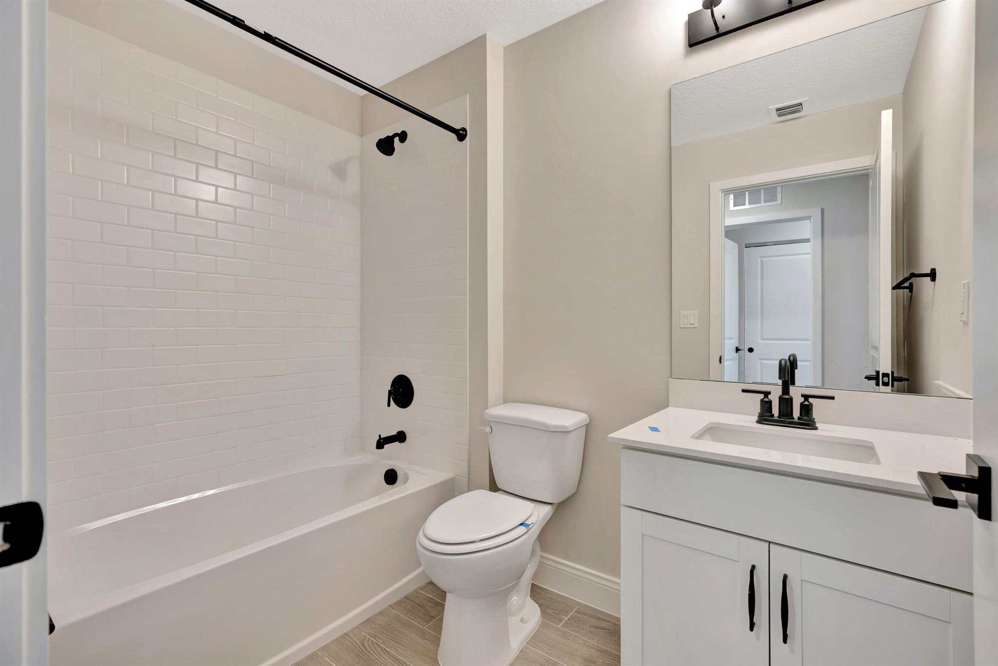 SALERNO RESERVE AT SHOWCA - Residential Lease