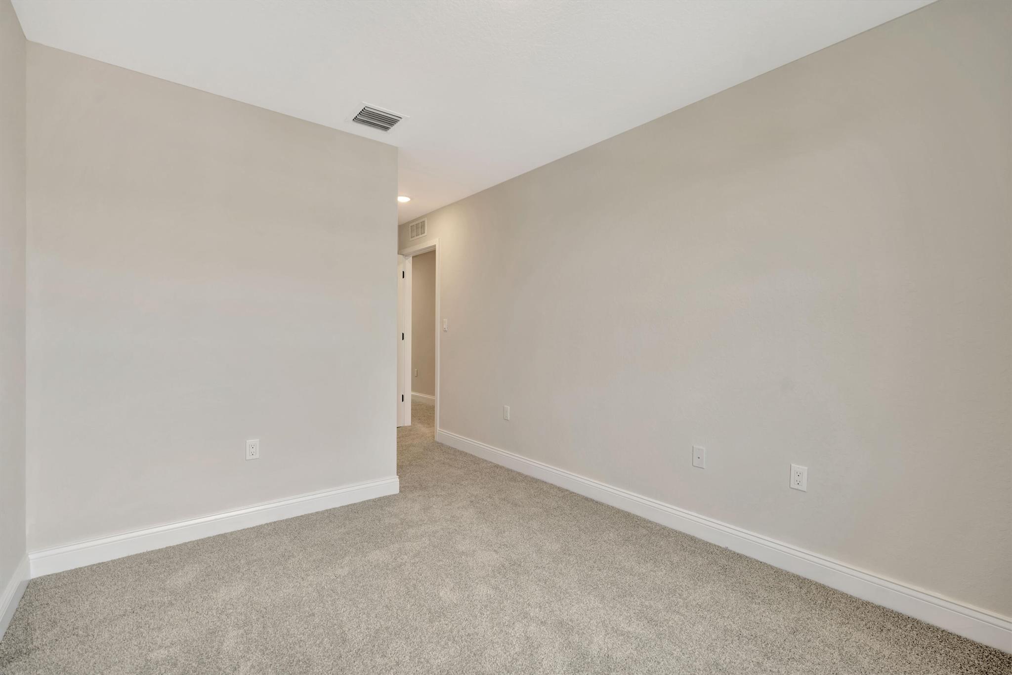 SALERNO RESERVE AT SHOWCA - Residential Lease