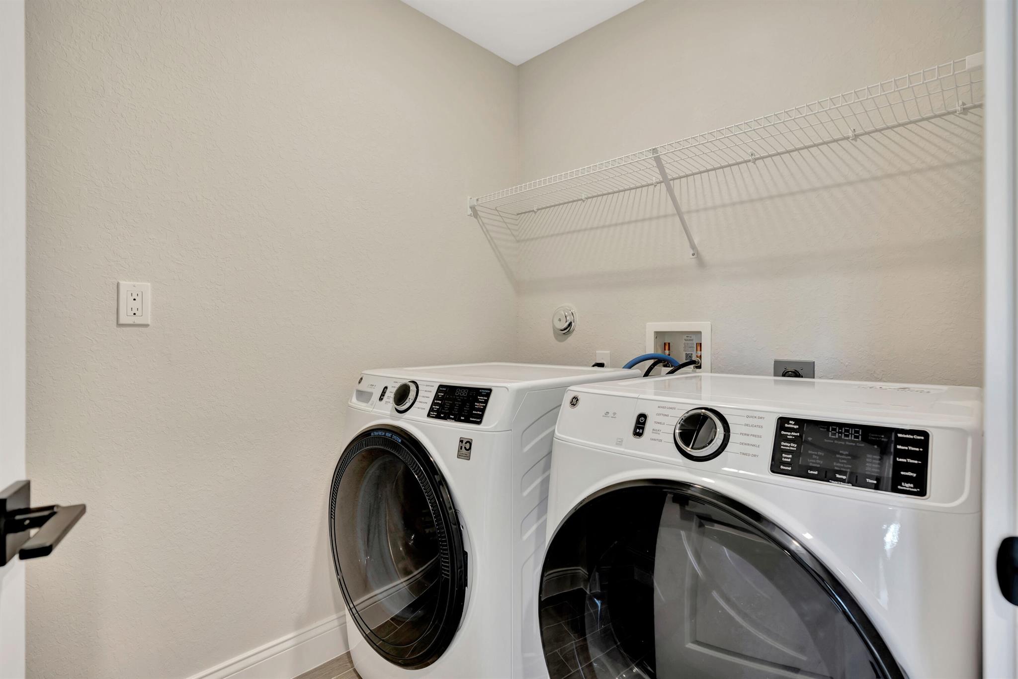 SALERNO RESERVE AT SHOWCA - Residential Lease