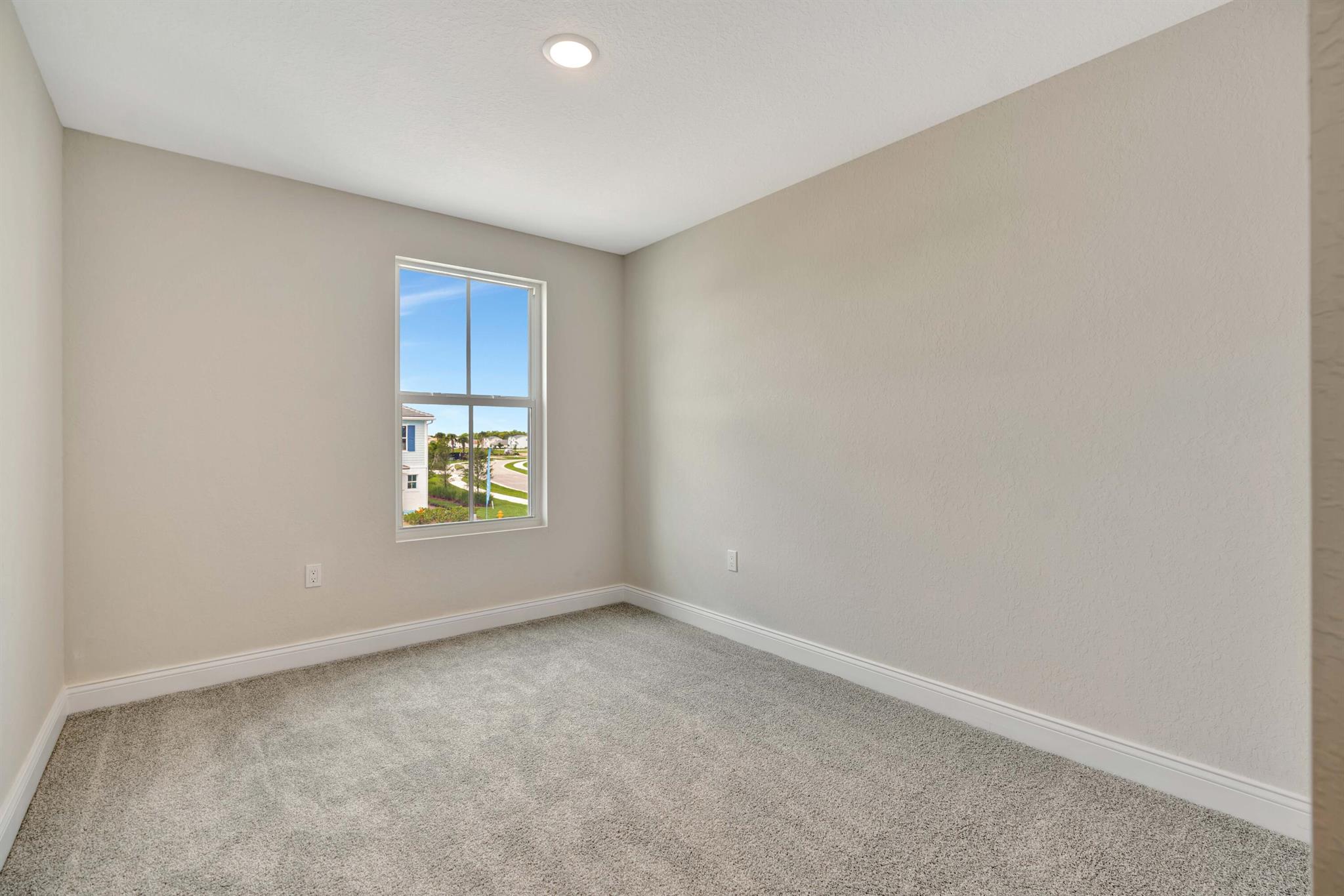 SALERNO RESERVE AT SHOWCA - Residential Lease