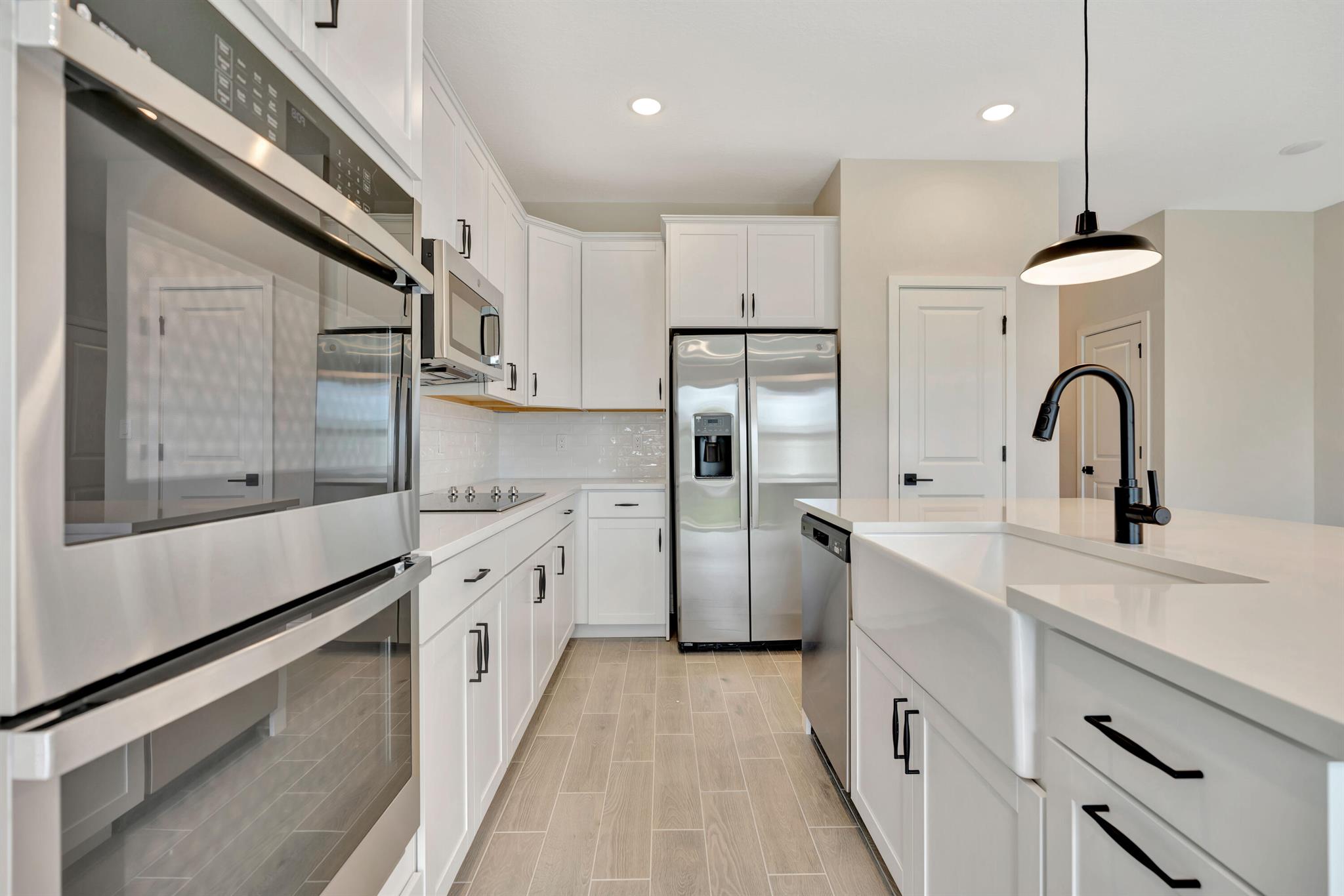SALERNO RESERVE AT SHOWCA - Residential Lease
