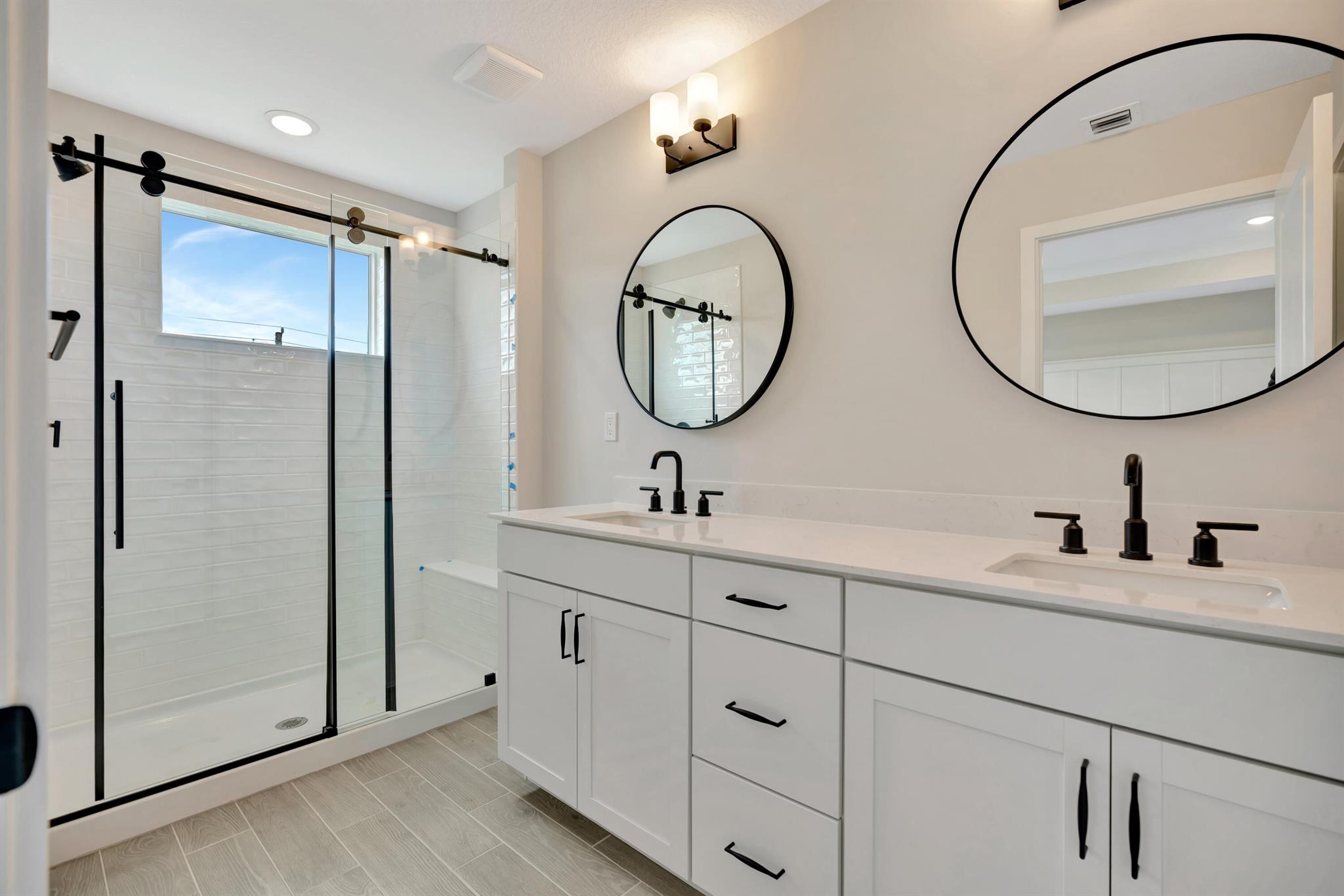 SALERNO RESERVE AT SHOWCA - Residential Lease