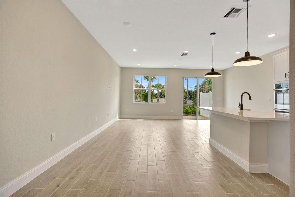 Photo of 148 SE Birch Terrace, Stuart, FL 34997 (MLS # R11129515)