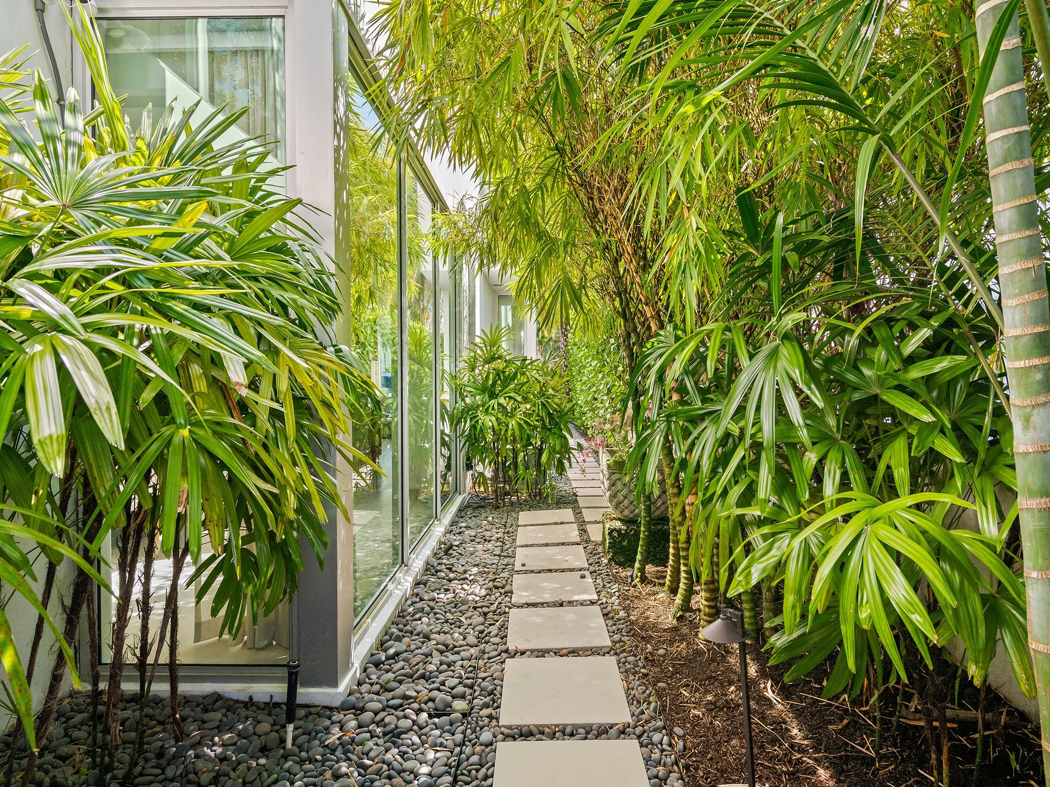 Seven Isles - Residential