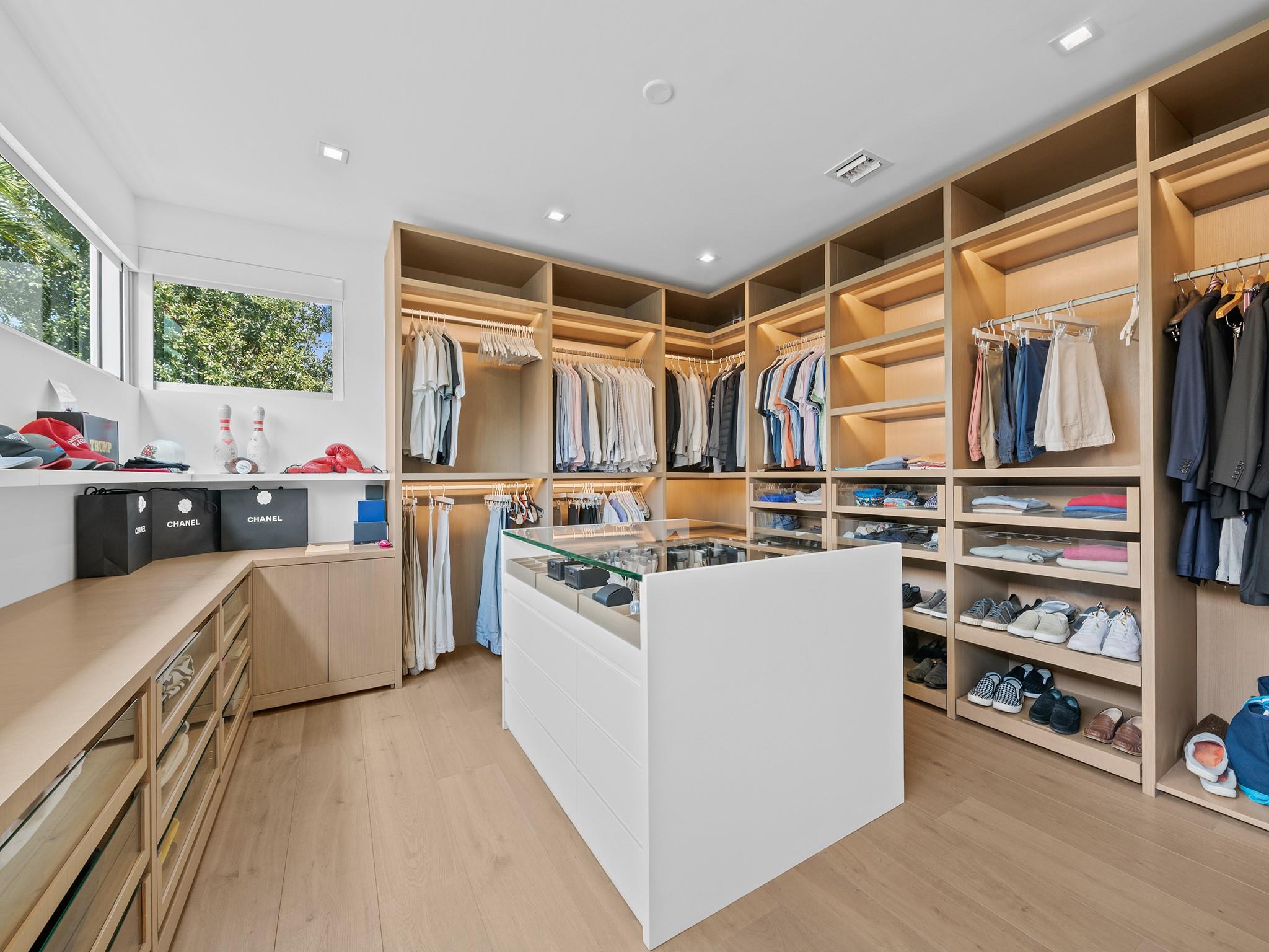 Seven Isles - Residential