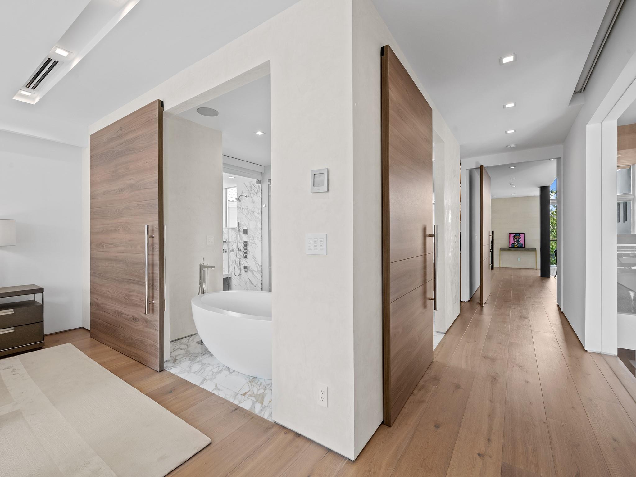 Seven Isles - Residential