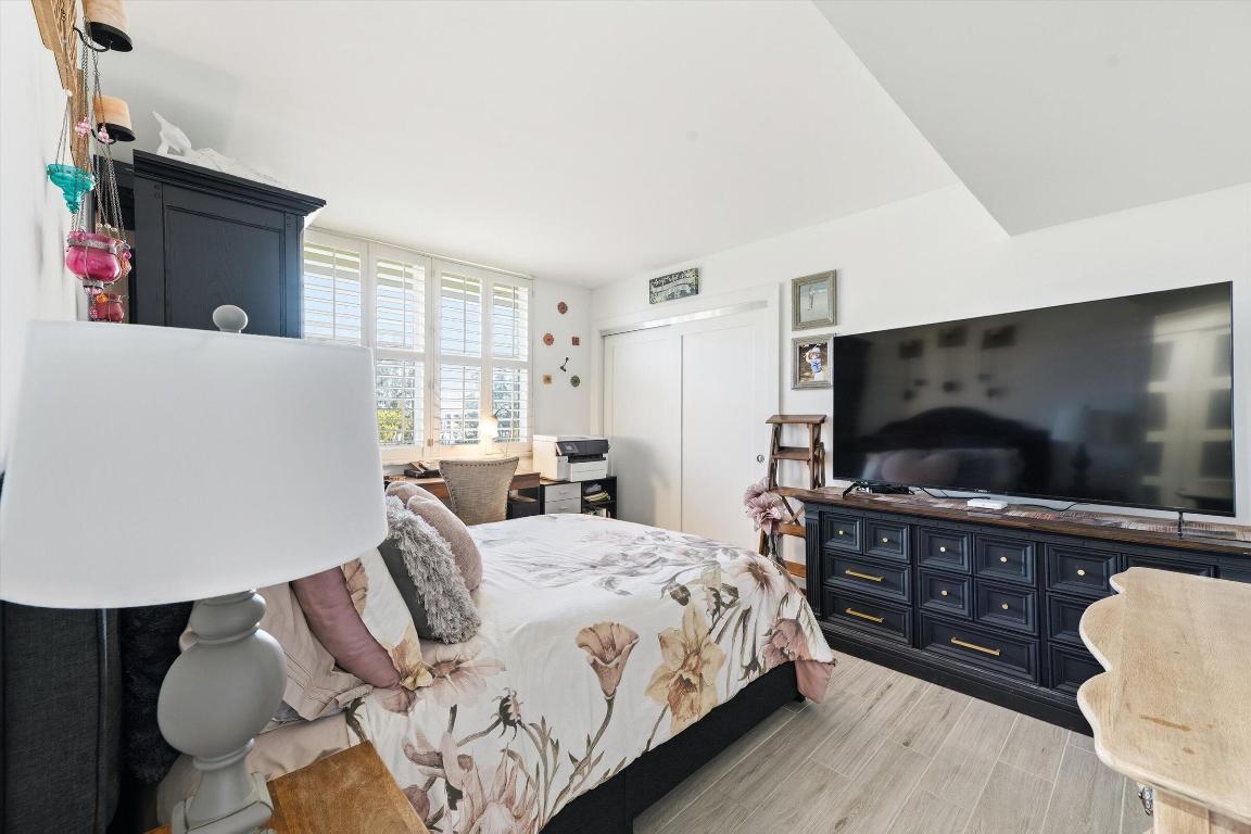 NO 15 PALM-AIRE COUNTRY CLUB - Residential