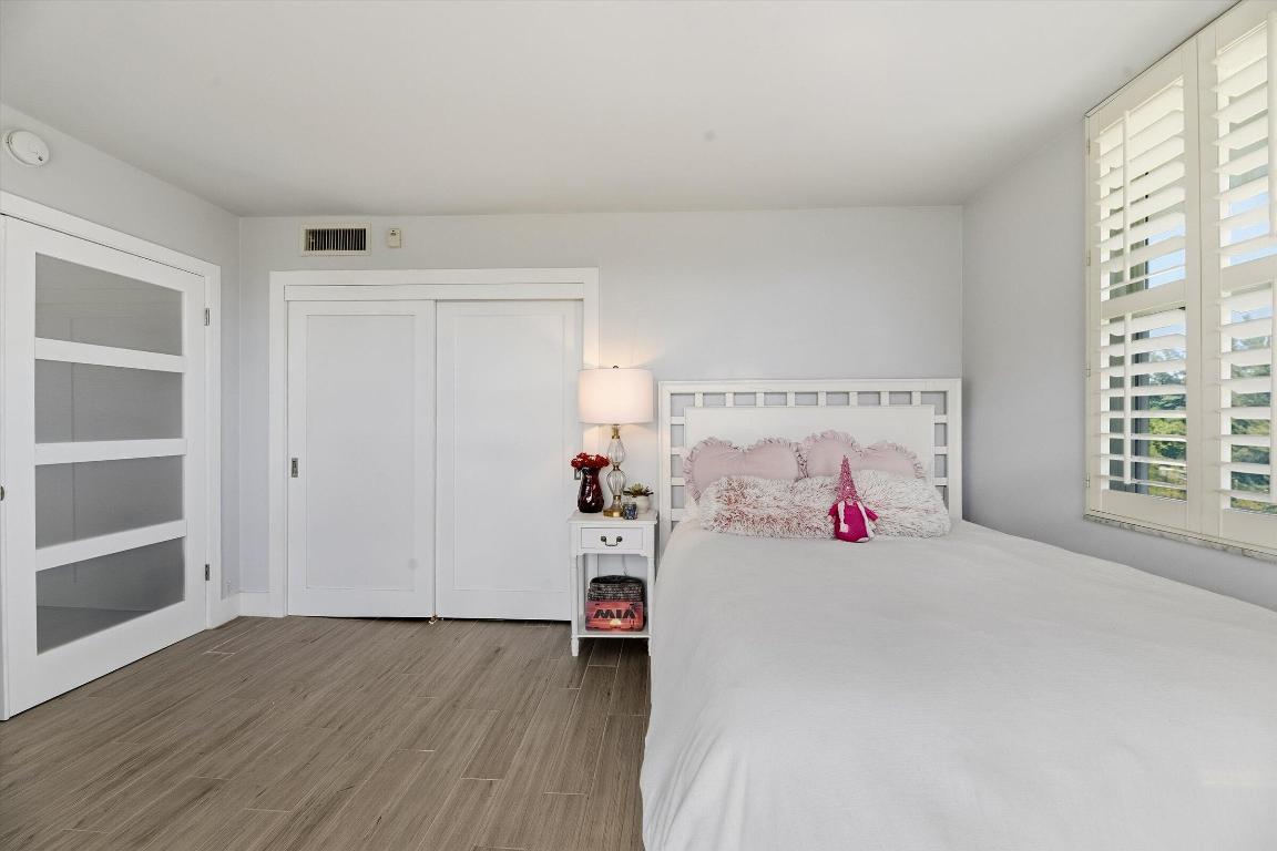 NO 15 PALM-AIRE COUNTRY CLUB - Residential