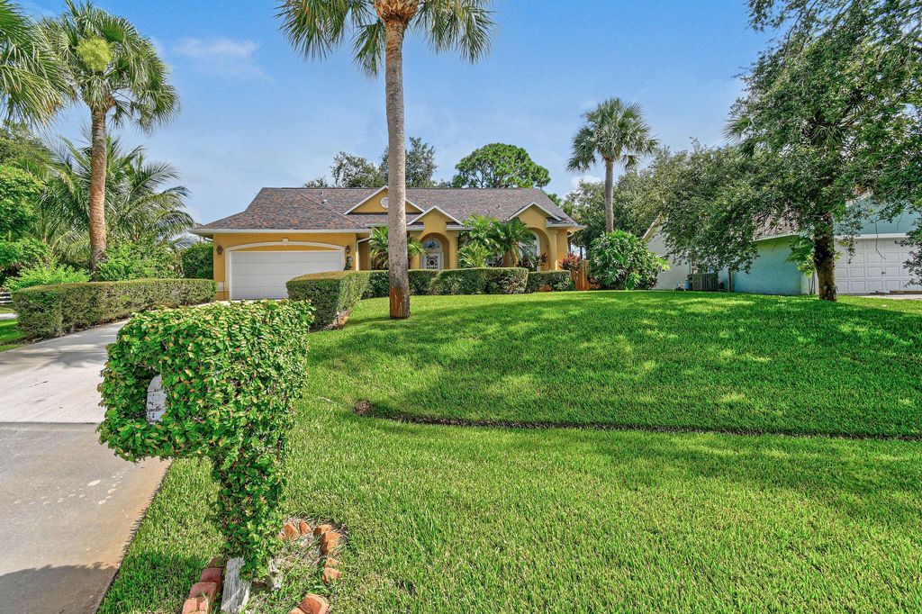 Photo of 1791 SW Ruiz Terrace, Port Saint Lucie, FL 34953 (MLS # R11108993)