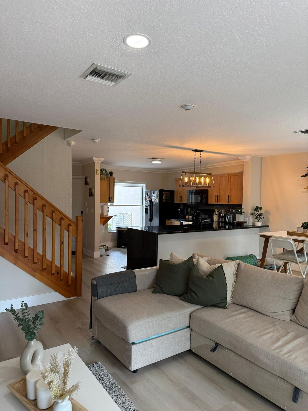 Photo of 1120 W Lakes Drive, Deerfield Beach, FL 33442 (MLS # B26010397)