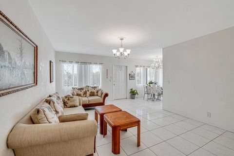 A home in Lake Worth Beach