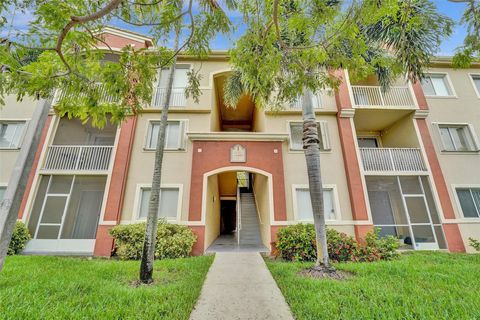 7085 Nova Dr 203 Davie FL 33317