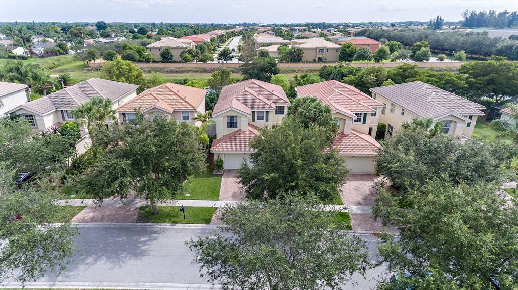 NAUTICA LAKES PUD 1 - Residential