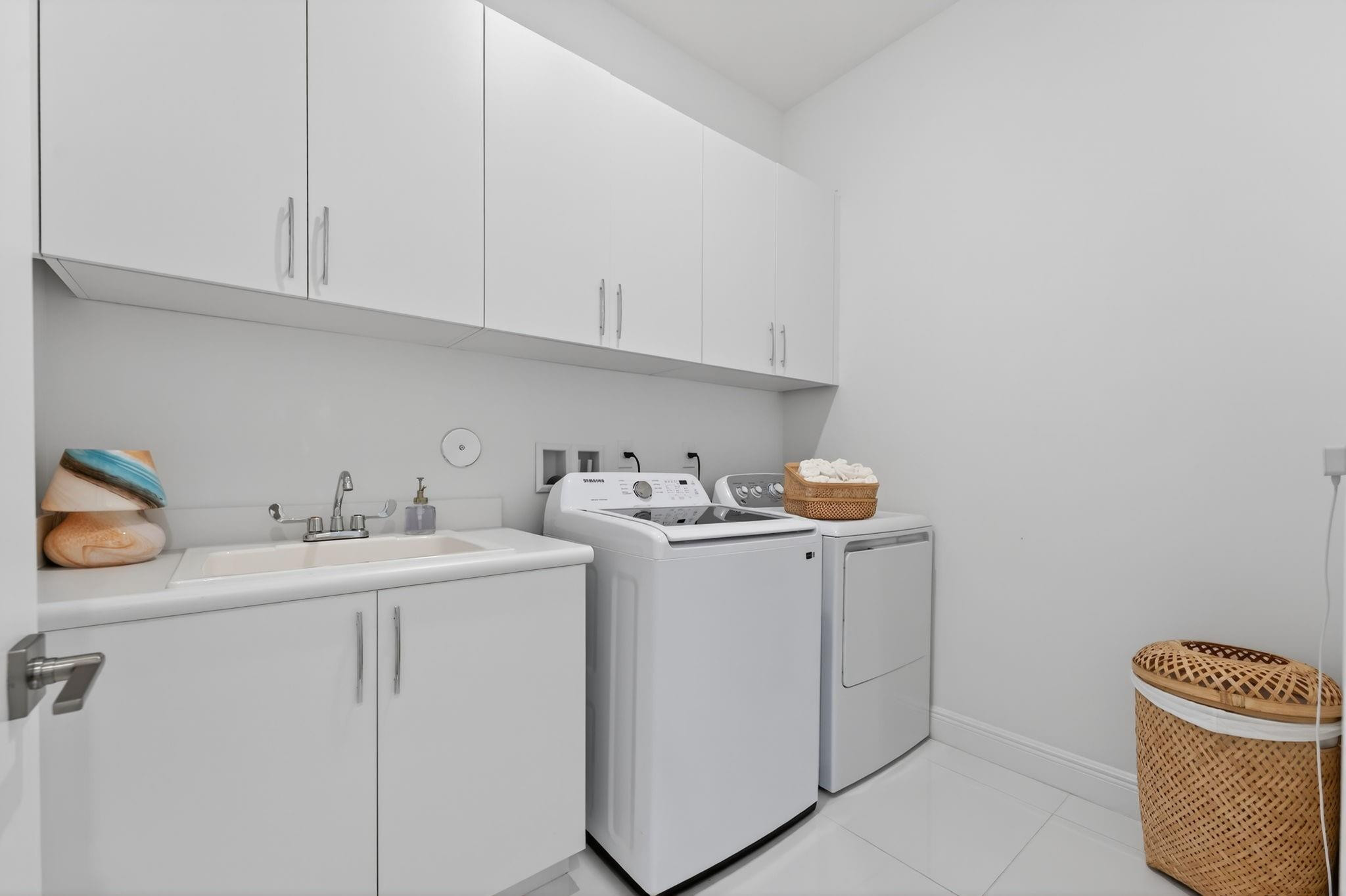 Parkland Bay - Residential