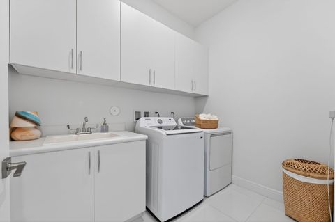 Tiny photo for 9310 Bayside Circle, Parkland, FL 33076 (MLS # F10549575)