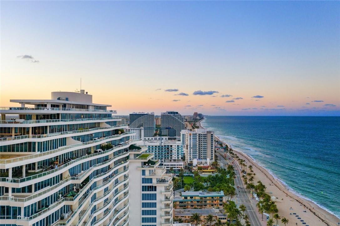 Ritz Carlton - Residential