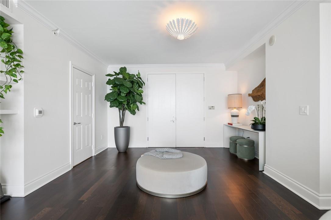 Ritz Carlton - Residential