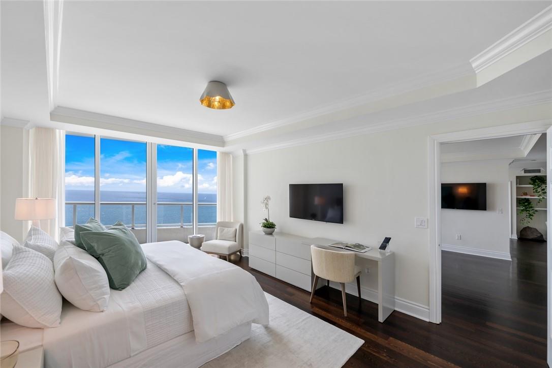 Ritz Carlton - Residential