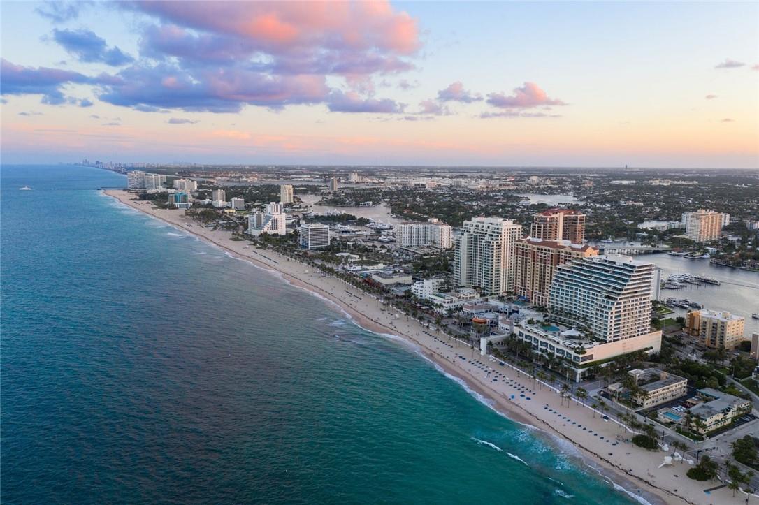 Ritz Carlton - Residential