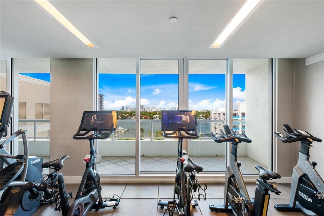 Ritz Carlton - Residential