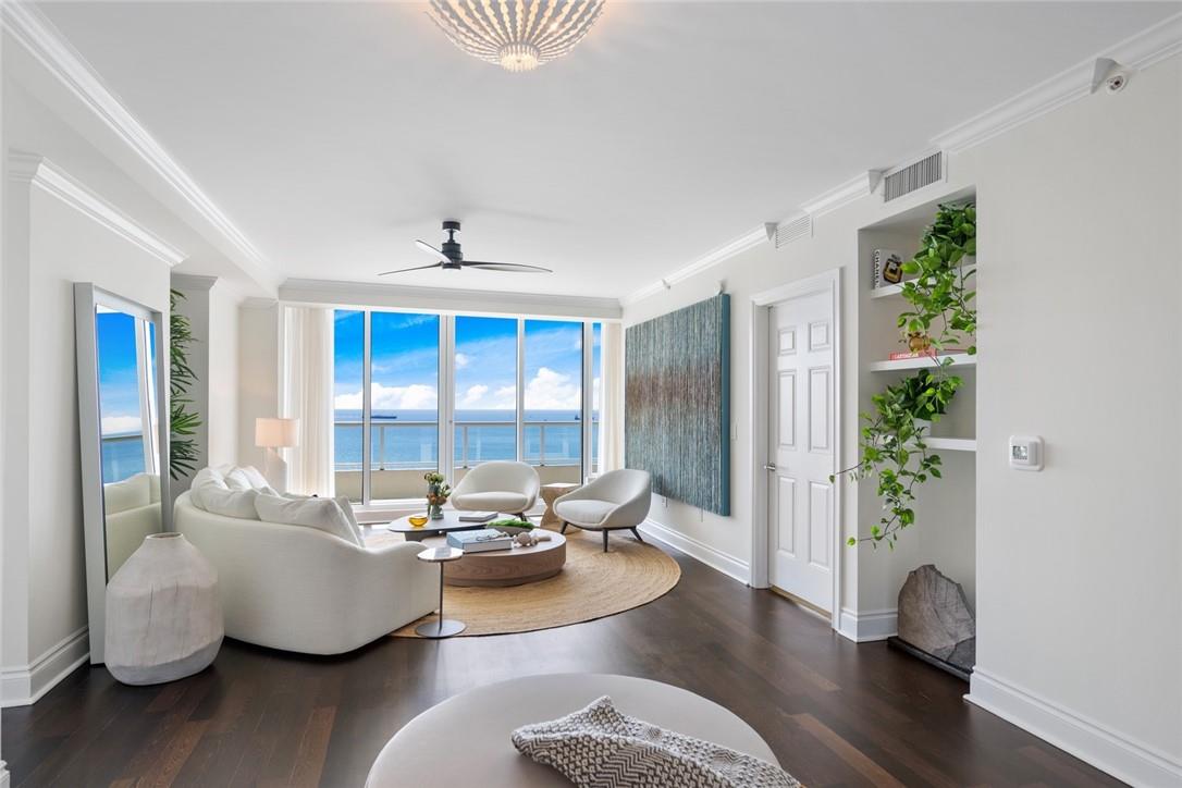 Ritz Carlton - Residential