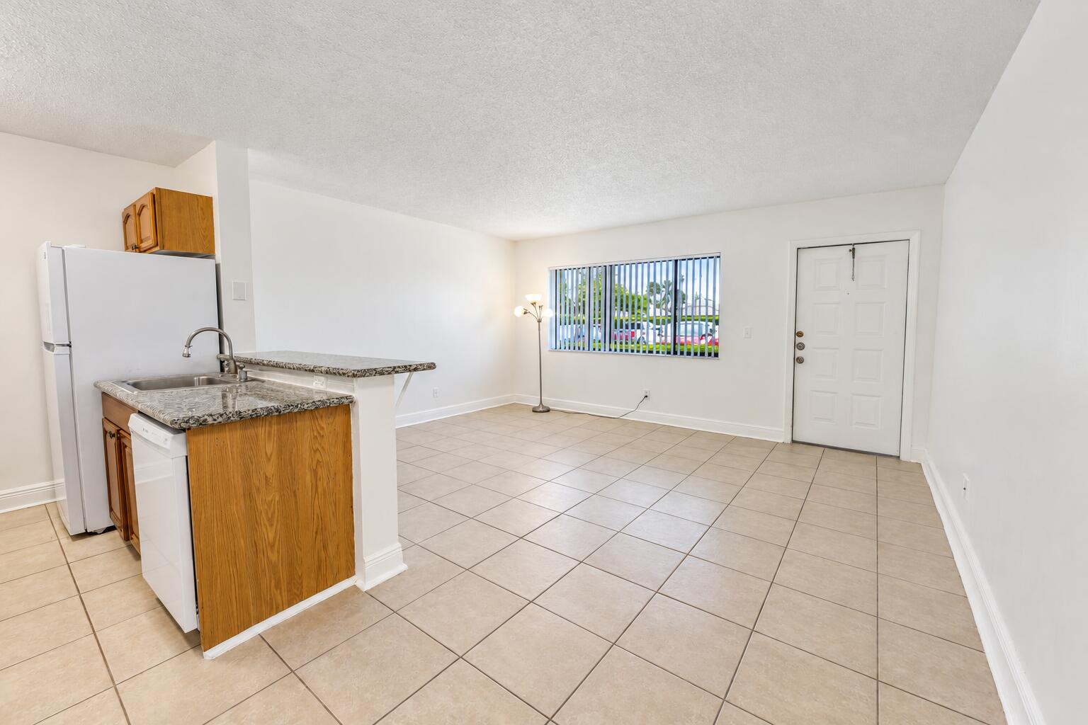View photos, virtual tours, details... 1604 Meadows Circle W