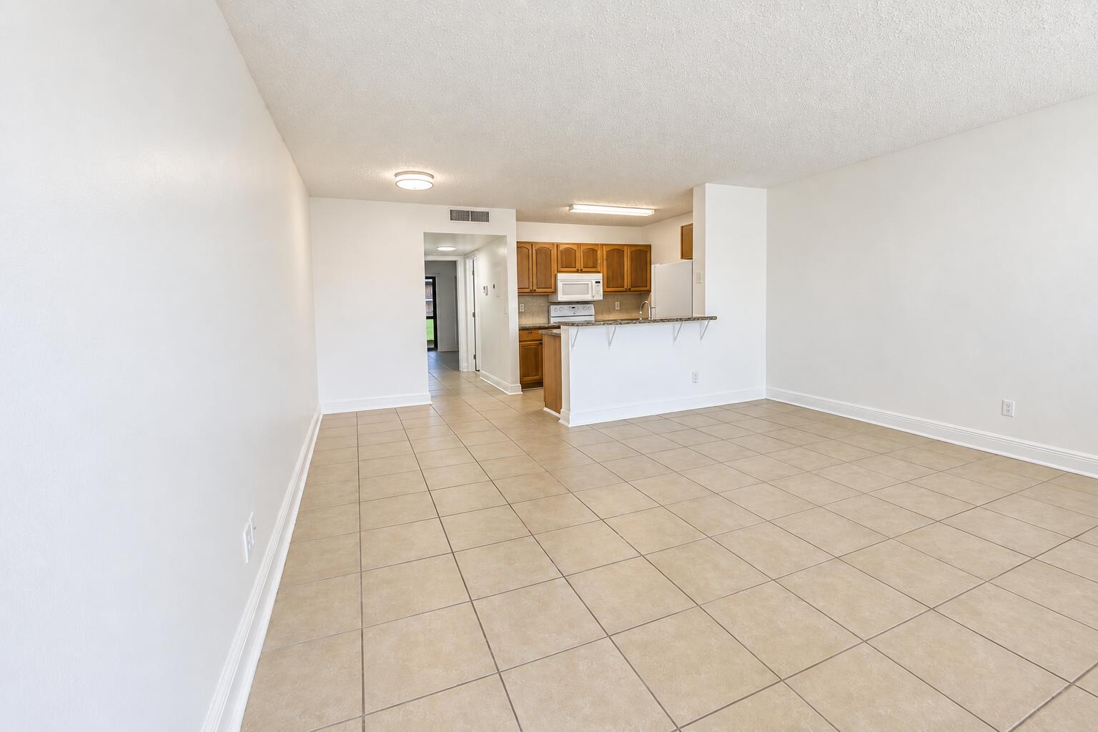 View photos, virtual tours, details... 1604 Meadows Circle W