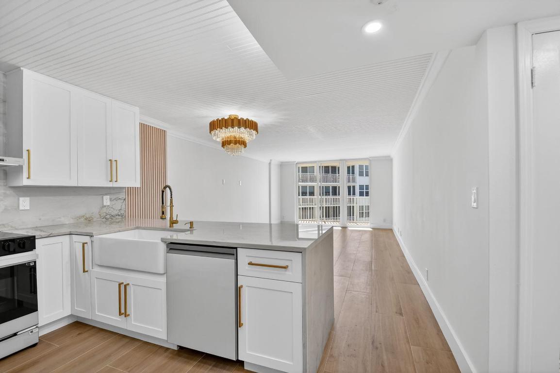 3540 S. Ocean Boulevard 810