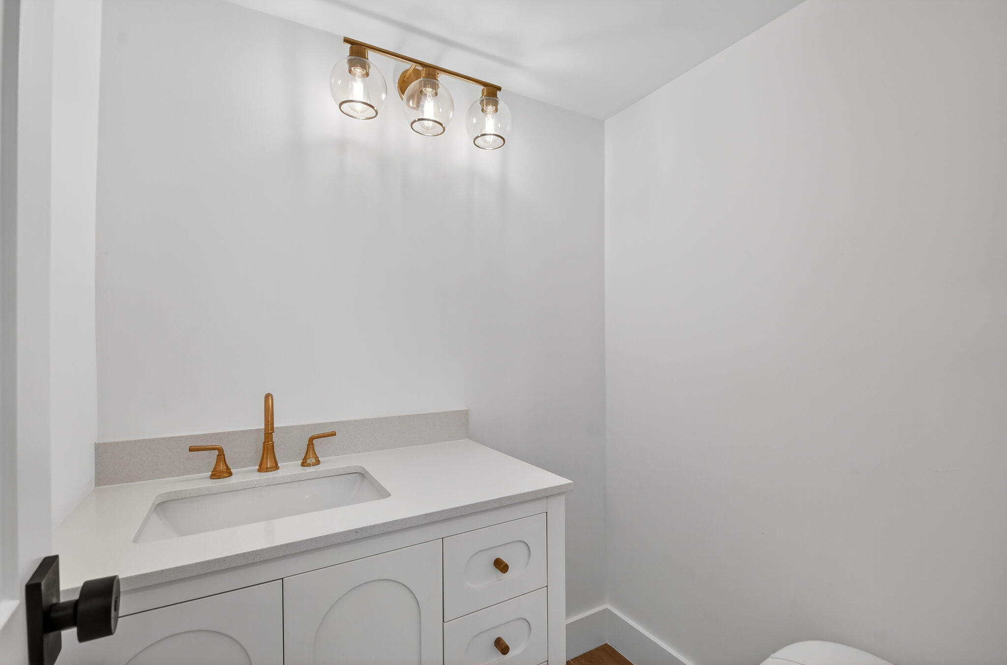 Le Chateau Royal Condo - Residential