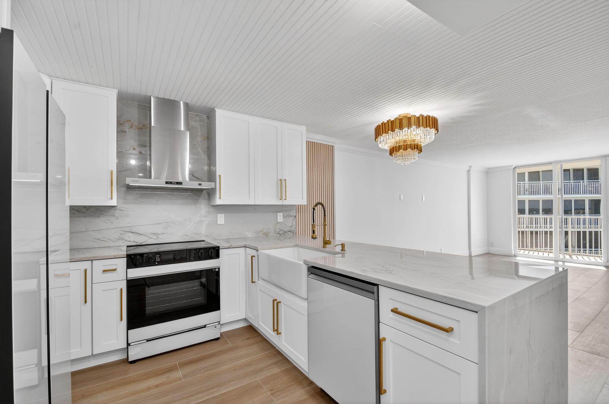 3540 S. Ocean Boulevard 810