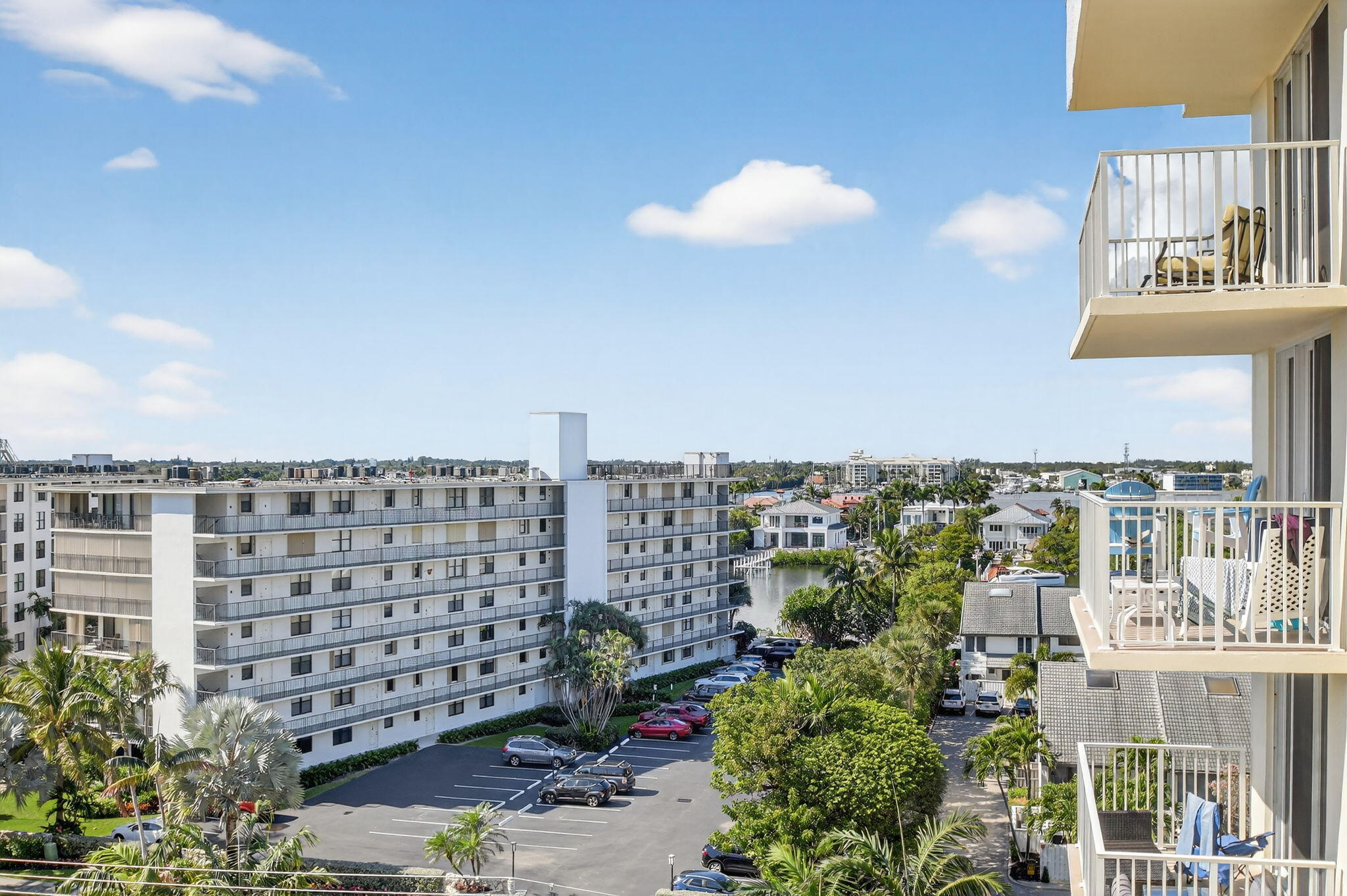 Le Chateau Royal Condo - Residential