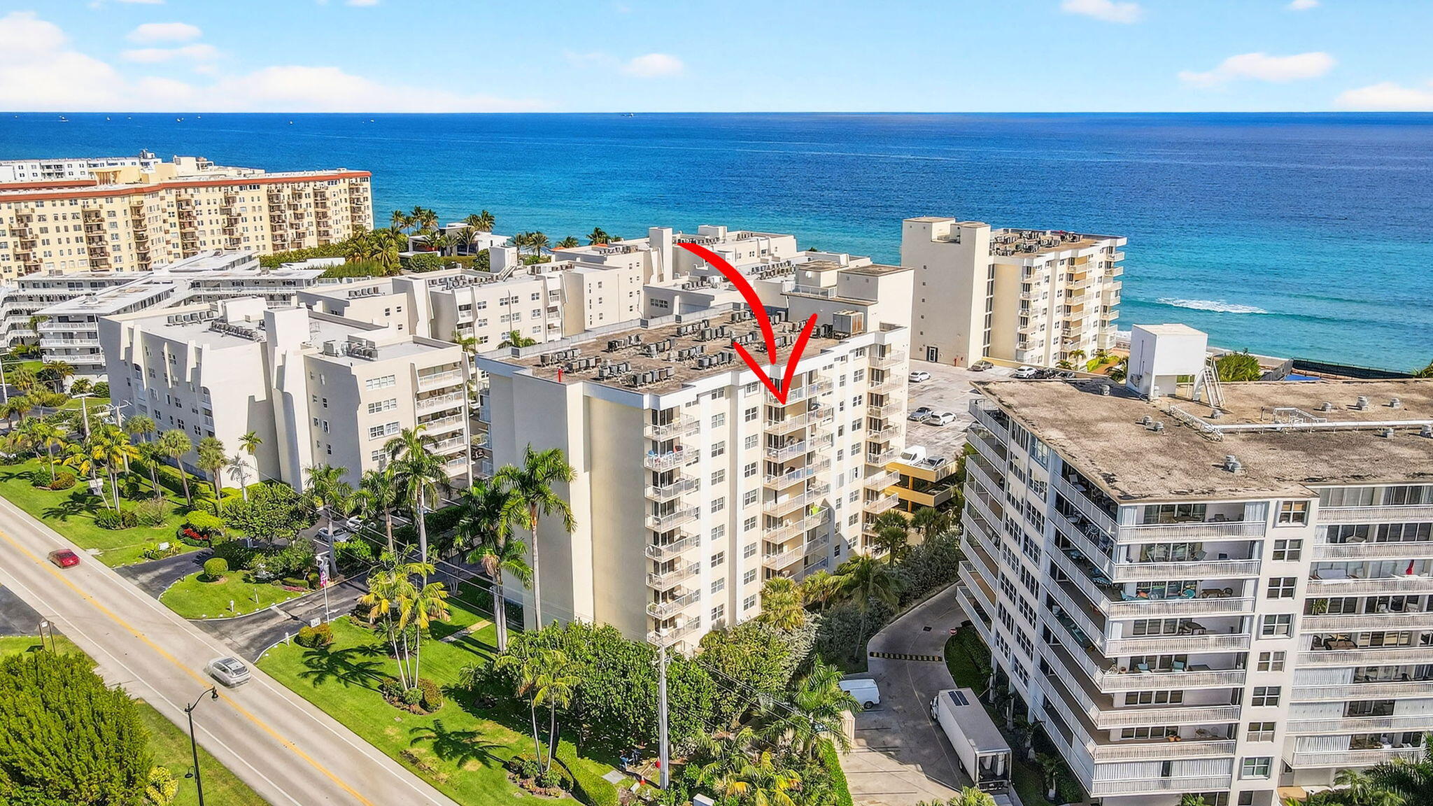 Le Chateau Royal Condo - Residential