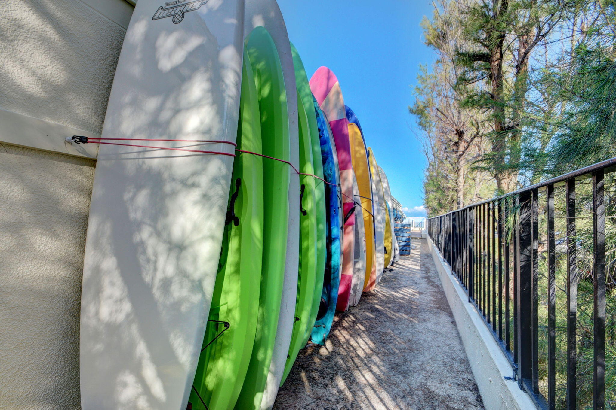 Le Chateau Royal Condo - Residential