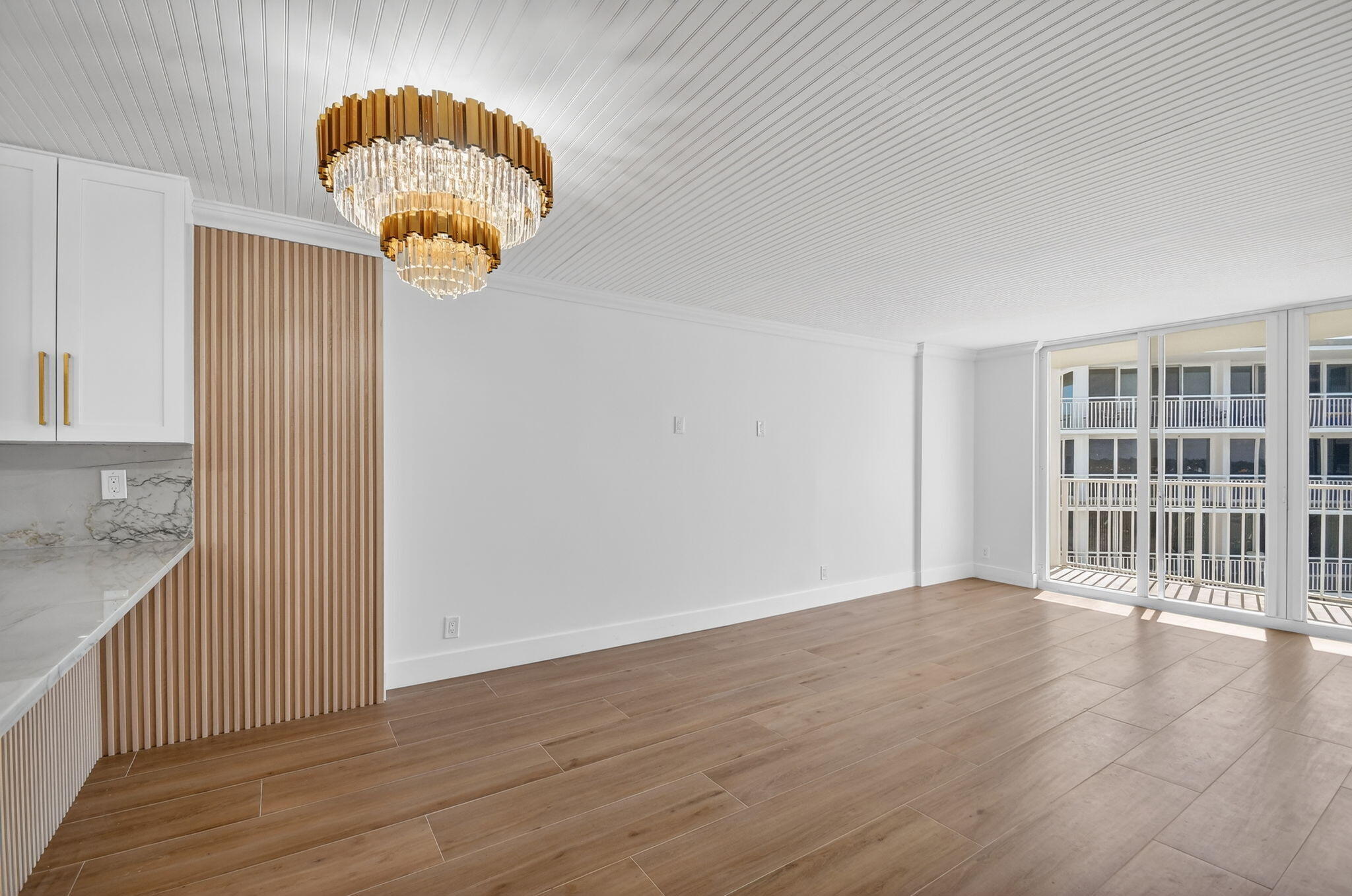 Le Chateau Royal Condo - Residential