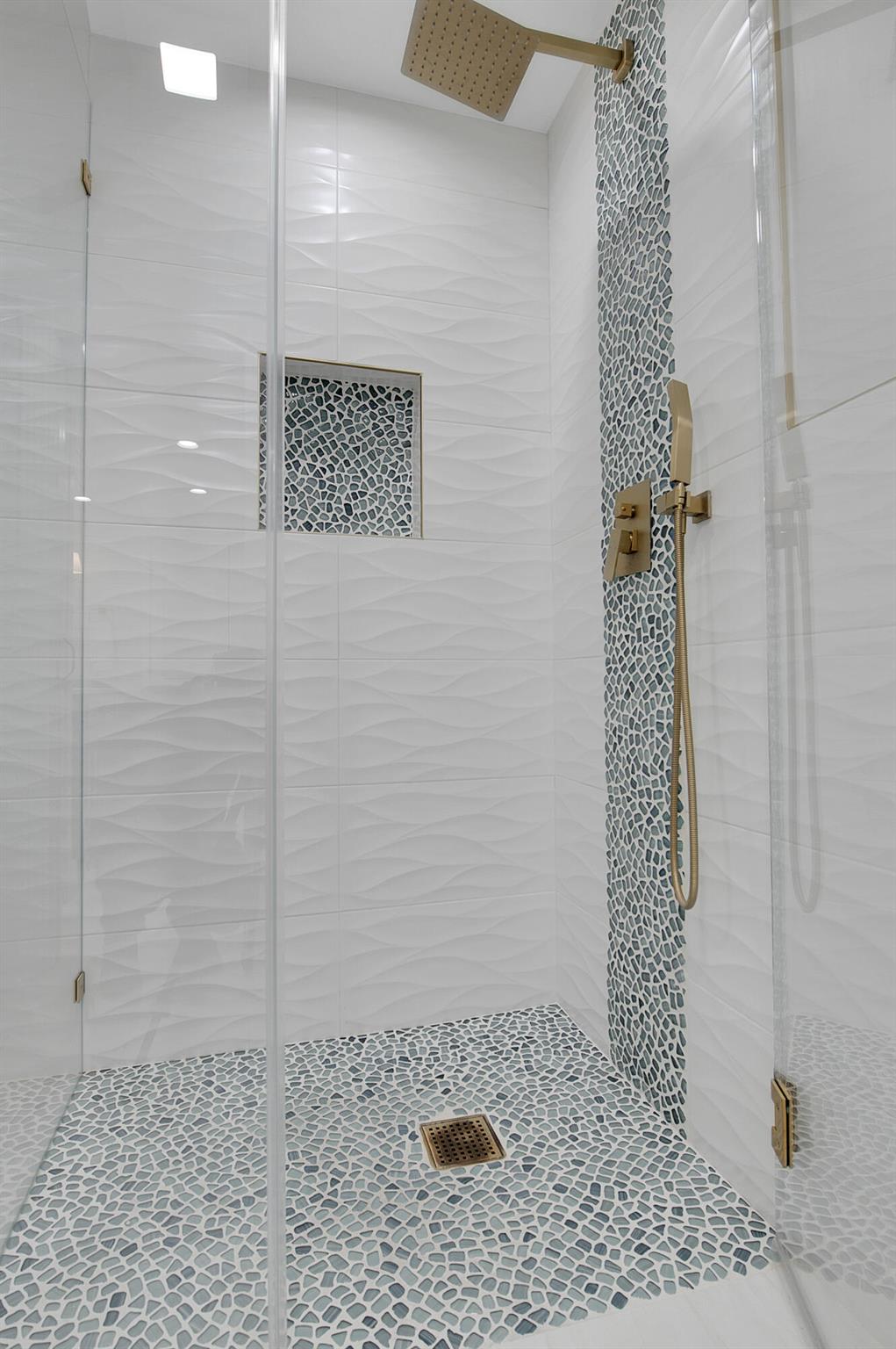 IRONWEDGE - Residential