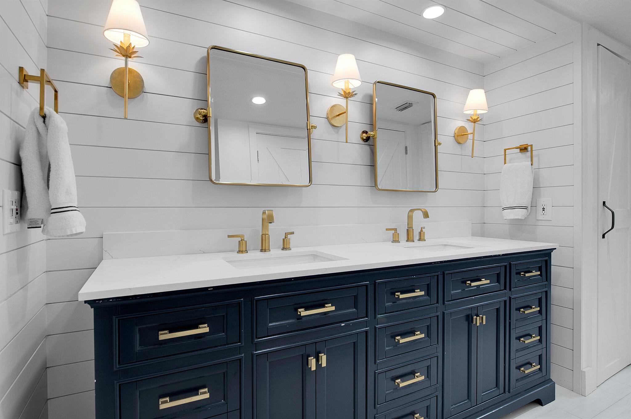 IRONWEDGE - Residential