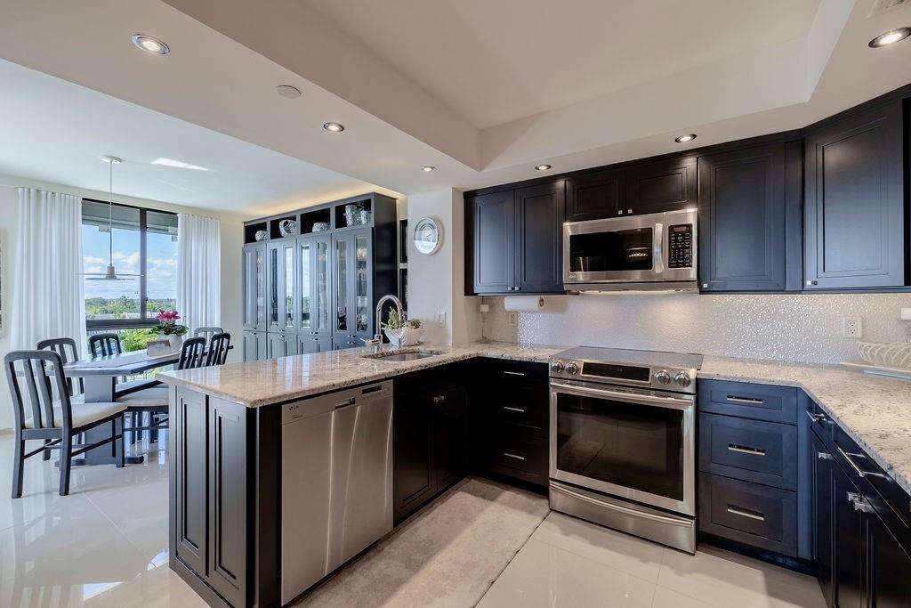 Barclay Beach - Residential